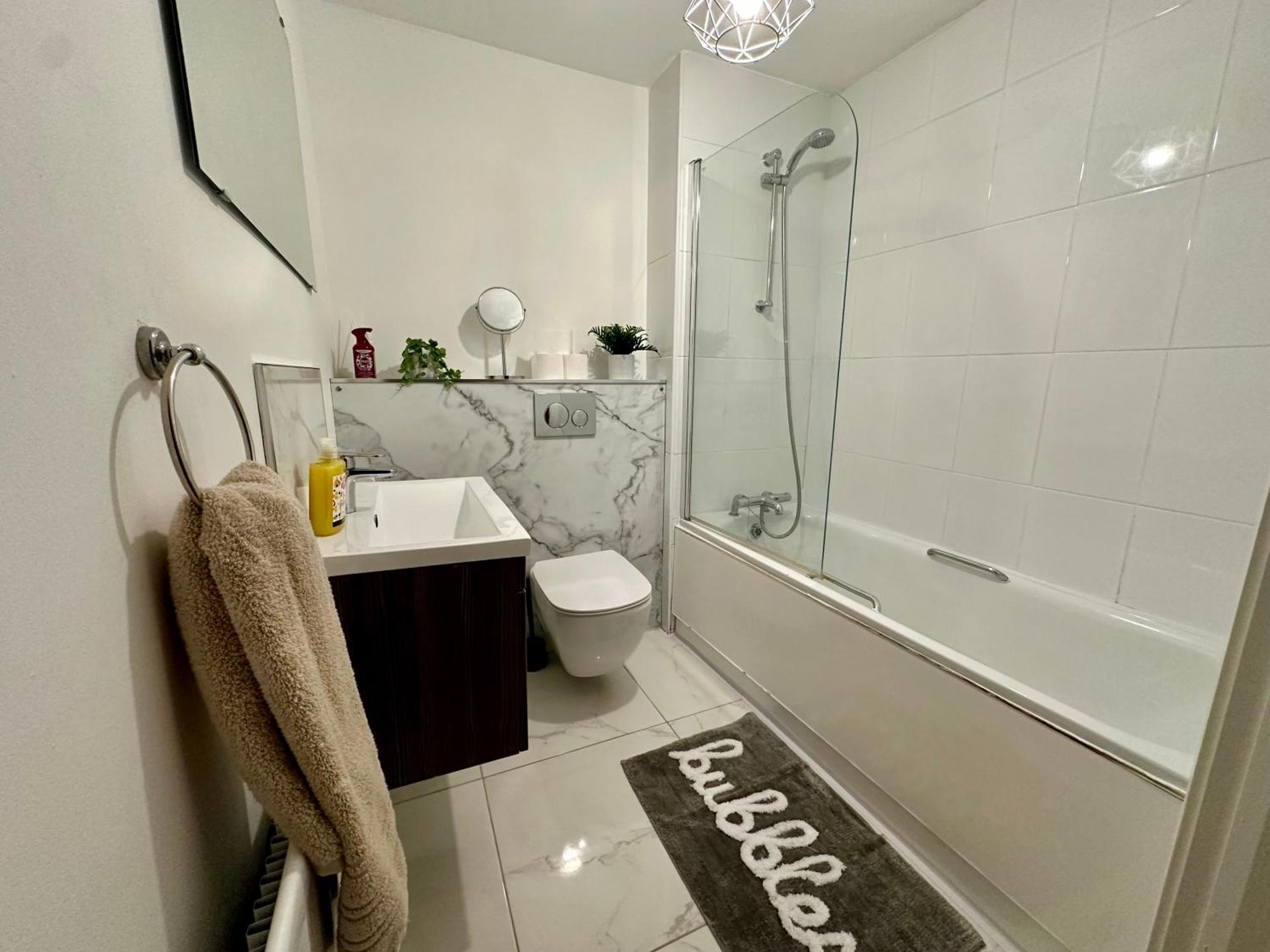 2Br City Side Apartment Belfast Exteriér fotografie
