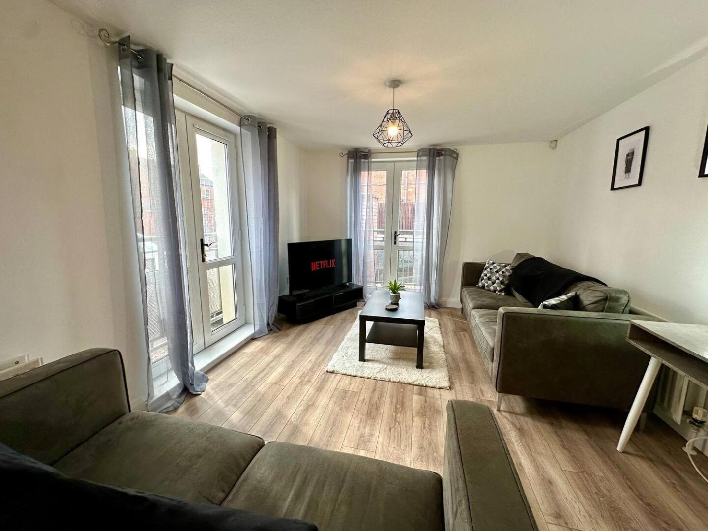 2Br City Side Apartment Belfast Exteriér fotografie